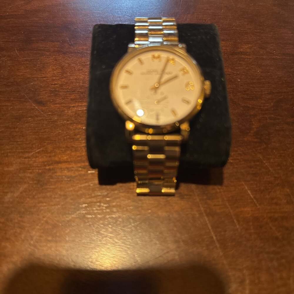 Marc Jacobs Baker MBM3243 Womens Stainless Steel Analog Dial Quartz Watch JNA506